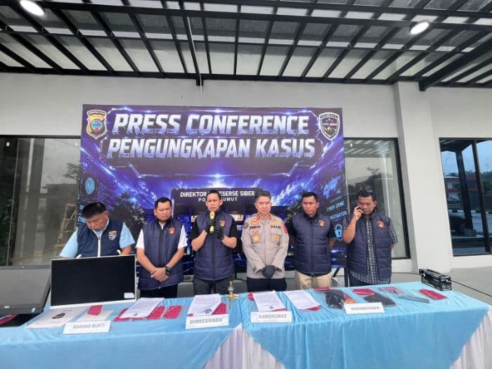 polisi_bongkar_penipuan_online_melalui_medsos_dua_ditangkap_satu_buron_di_medan