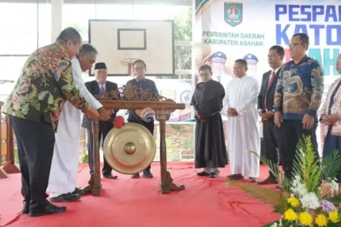 bupati_taufik_buka_pesparani_katolik_2026_250_peserta_siap_berkompetisi