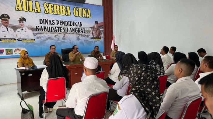 sebanyak_52_guru_asn_ikuti_seleksi_calon_kepala_sekolah_di_langkat