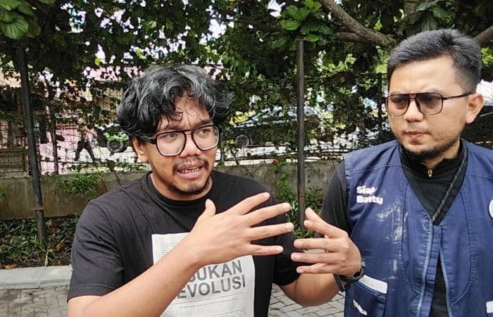 ferry_irwandi_salurkan_26_ton_bantuan_untuk_korban_bencana_di_sumut_dan_aceh