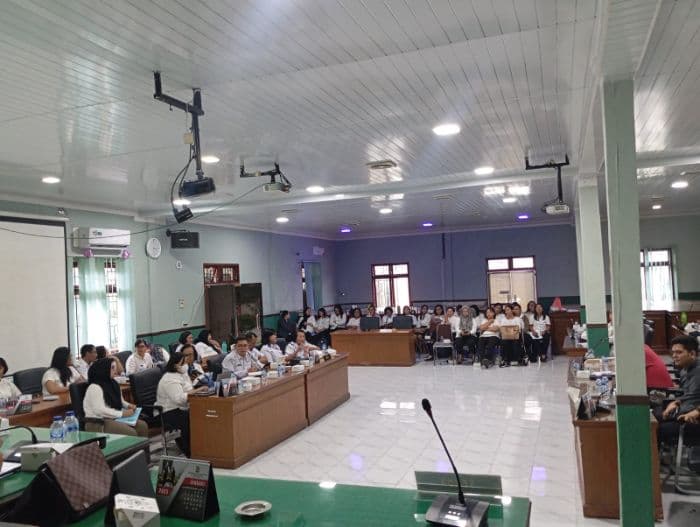 status_mengambang_dan_gaji_minim_puluhan_guru_paud_mengadu_ke_dprd_siantar