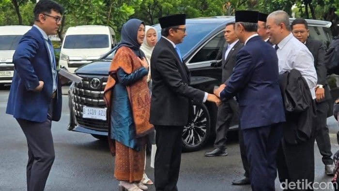 juda_agung_tiba_di_istana_dikabarkan_dilantik_jadi_wakil_menteri_keuangan