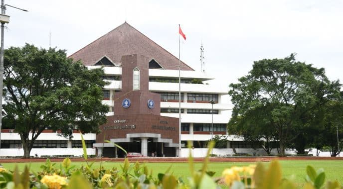 ipb_university_masuk_50_besar_dunia_bidang_pertanian_