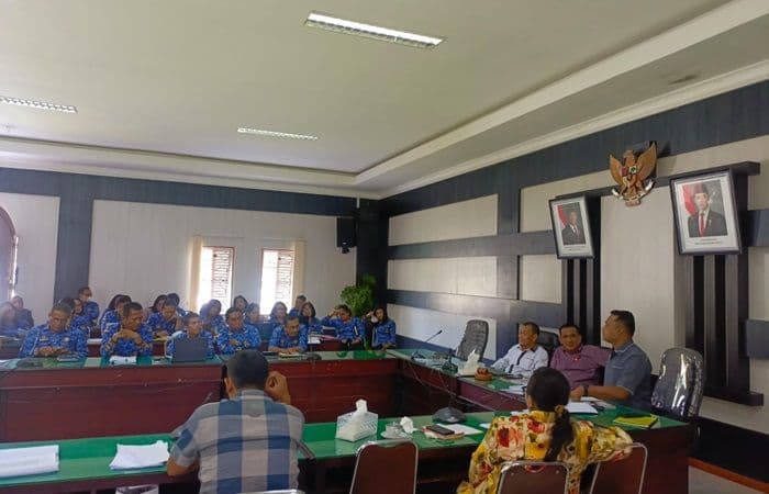pansus_dprd_simalungun_temukan_dugaan_pemalsuan_sk_honorer_dalam_kasus_pppk_siluman