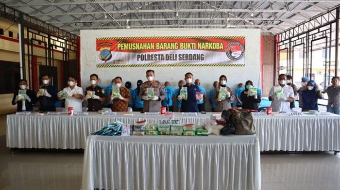 polresta_deli_serdang_musnahkan_34_kg_sabu_ganja_dan_ratusan_ekstasi_dari_9_kasus_narkoba