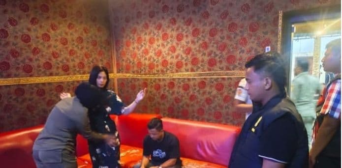 10_orang_terindikasi_konsumsi_narkoba_dalam_razia_empat_thm_di_deli_serdang