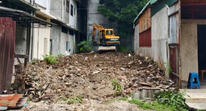 warga_tolak_relokasi_kios_daging_dari_pasar_deli_mas_lubuk_pakam_ke_pemukiman_mereka_