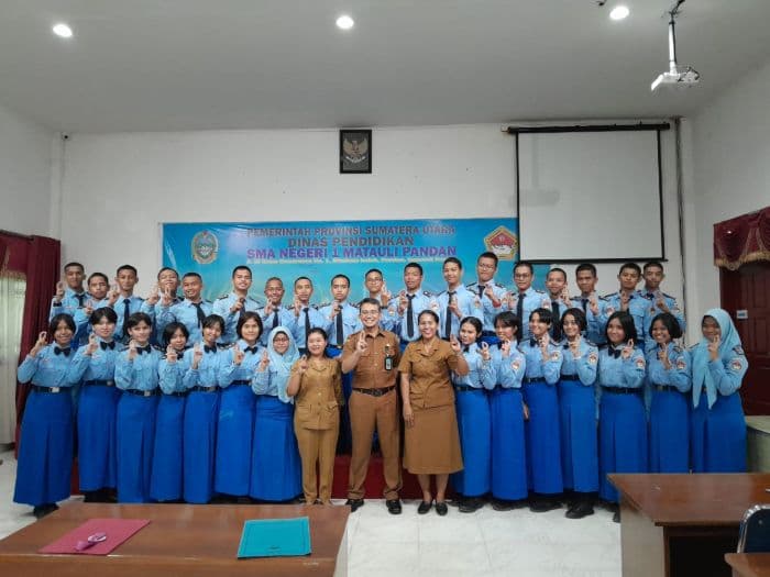 34_siswa_sman_1_matauli_pandan_raih_sertifikat_bahasa_jerman
