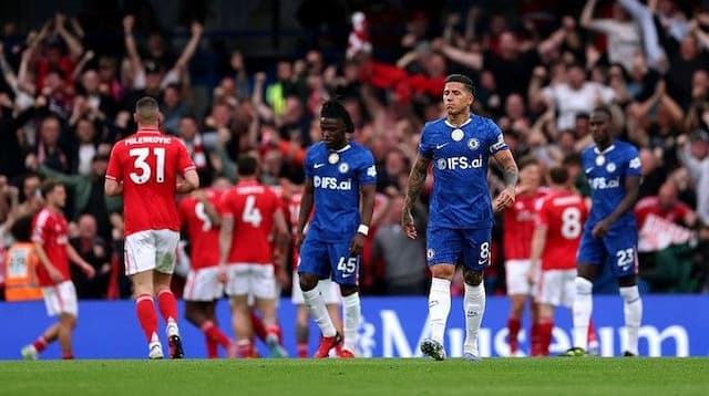 hasil_premier_league_kalah_13_dari_nottingham_forest_chelsea_terjun_bebas