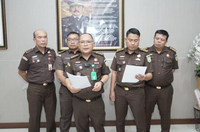 kajari_medan_dituding_peras_kontraktor_di_kupang_rp140_juta_kejati_sumut_pasang_badan