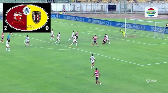 madura_united_hantam_bali_united_20_drama_penalti_brando_jadi_penentu