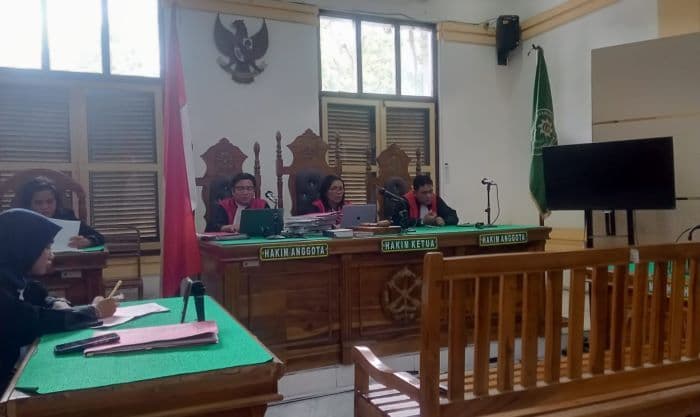jual_sabu_100_gram_ke_polisi_warga_deli_serdang_divonis_18_tahun_penjara