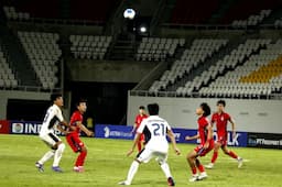 bantai_singapura_40_thailand_kokoh_di_puncak_klasemen_grup_b