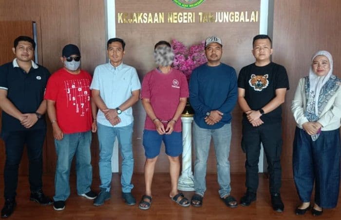 buron_kasus_penggelapan_yang_divonis_2_tahun_penjara_ditangkap_tim_tabur_kejati_sumut_di_tanjungbalai