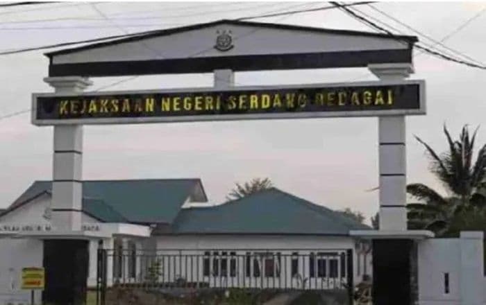 kabar_kajari_dan_kasi_pidsus_sergai_dijemput_kejagung_mengemuka_ini_penjelasan_kasi_intel