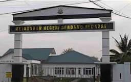 kabar_kajari_dan_kasi_pidsus_sergai_dijemput_kejagung_mengemuka_ini_penjelasan_kasi_intel