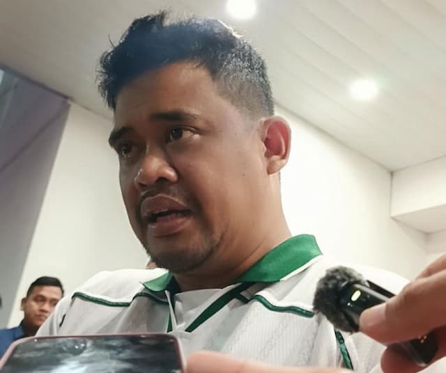 laga_timnas_sempat_diwarnai_mati_lampu_bobby_nasution_demi_keamanan