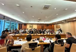tangis_debitur_pecah_di_dprd_sumut_mengaku_rumah_dilelang_bri_tanpa_peringatan_