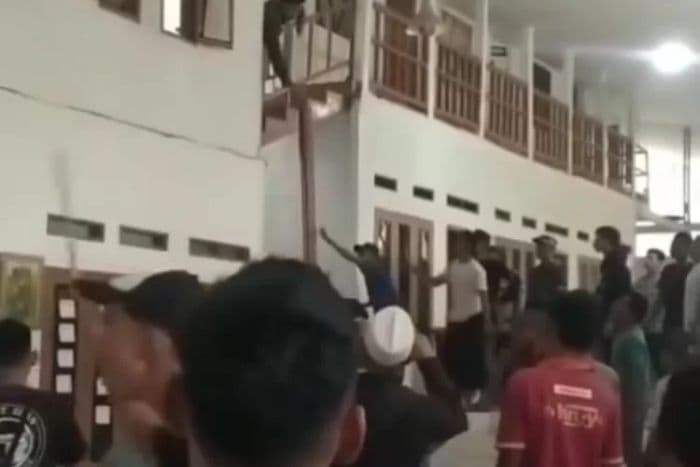 intoleransi_menguat_di_sukabumi_permadi_negara_bungkam_dan_bom_waktu