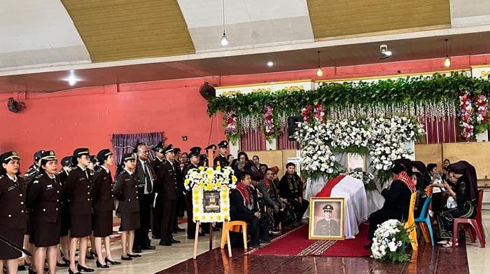 kejagung_serahkan_jenazah_reynanda_ginting_staf_pidsus_kejari_simalungun_yang_gugur_saat_bertugas