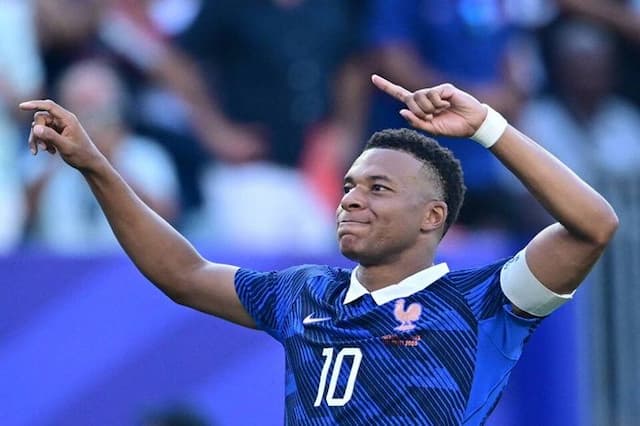mbappe_jadi_pembeda_prancis_susah_payah_singkirkan_paraguay_dan_tantang_maroko_di_perempat_final_piala_dunia_2026