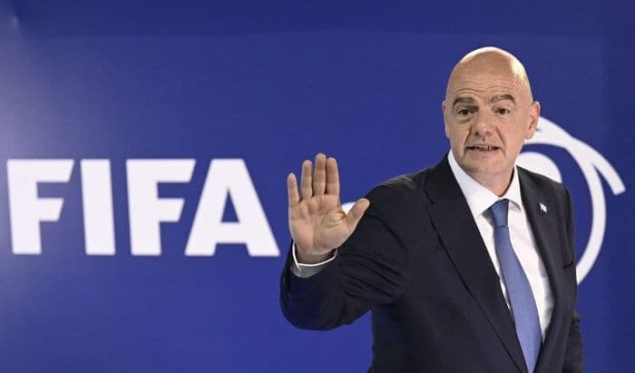 di_tengah_desakan_mundur_presiden_fifa_gelar_rapat_darurat_di_maroko_