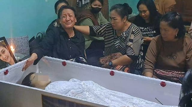 ibu_kandung_winda_lauren_gowasa_minta_presiden_bantu_ungkap_kematian_anaknya