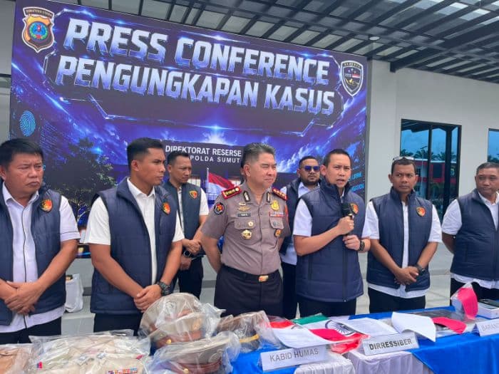 polda_sumut_bongkar_sindikat_scamming_internasional_di_podomoro_medan_korban_rugi_rp67_miliara