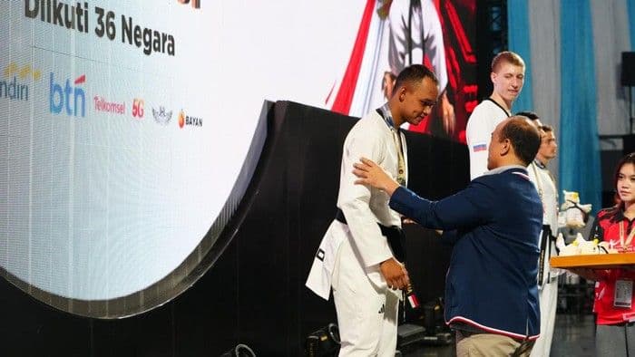 tambah_tiga_medali_tuan_rumah_kokoh_di_puncak_asian_taekwondo_indonesia_open_2026