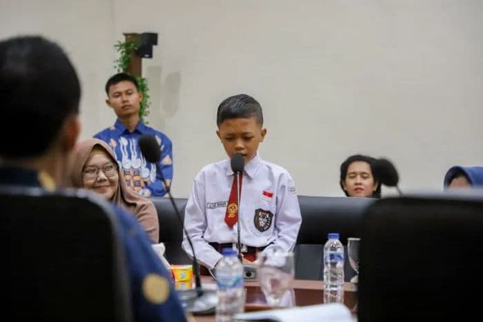ilyas_dan_sharon_jz_simbolon_harumkan_nama_deli_serdang_lewat_prestasi