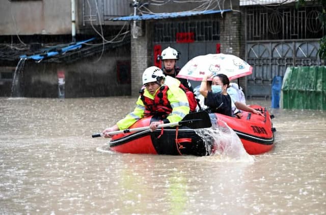 banjir_terjang_fujian_lebih_83_ribu_warga_dievakuasi
