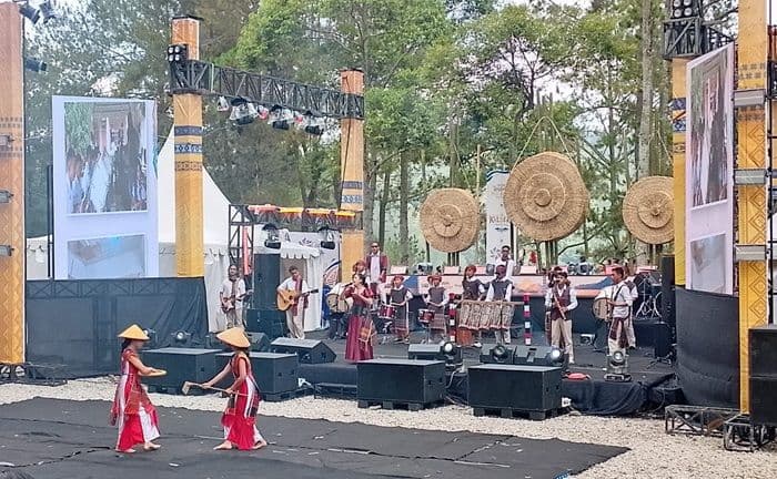 lttmf_60_pertemukan_musik_tradisi_sesumatera_hingga_mancanegara_di_danau_toba