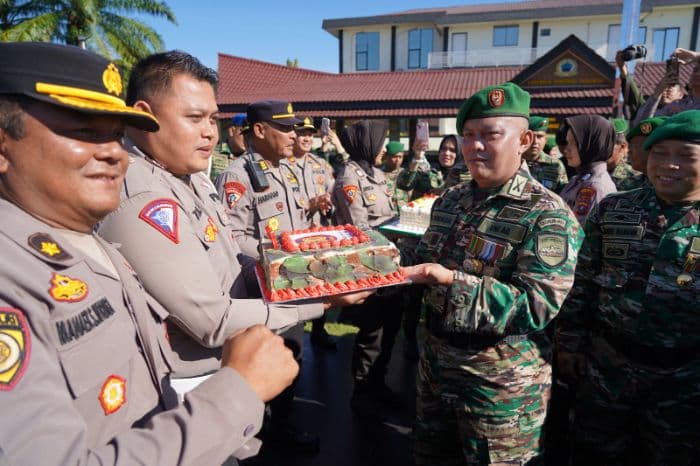 kapenrem_022pt_ingatkan_prajurit_tni_waspada_terhadap_dinamika_global