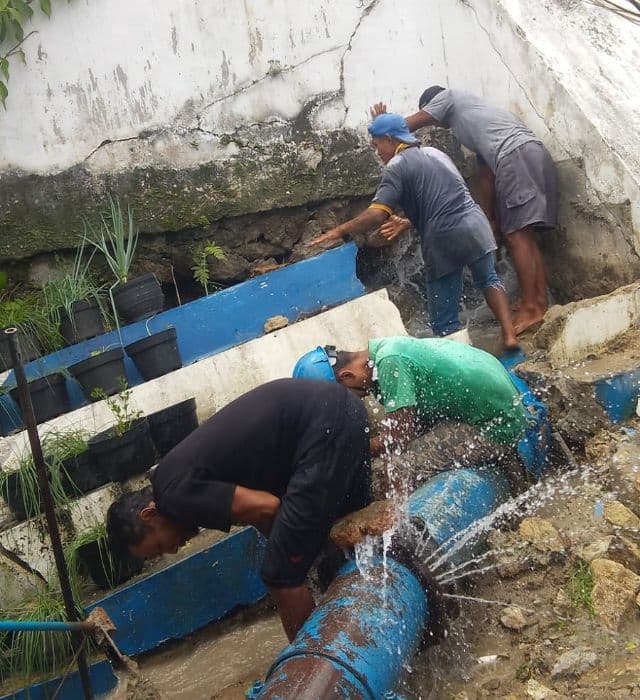 pipa_perumda_tirta_uli_pecah_layanan_air_di_beberapa_wilayah_siantar_terganggu
