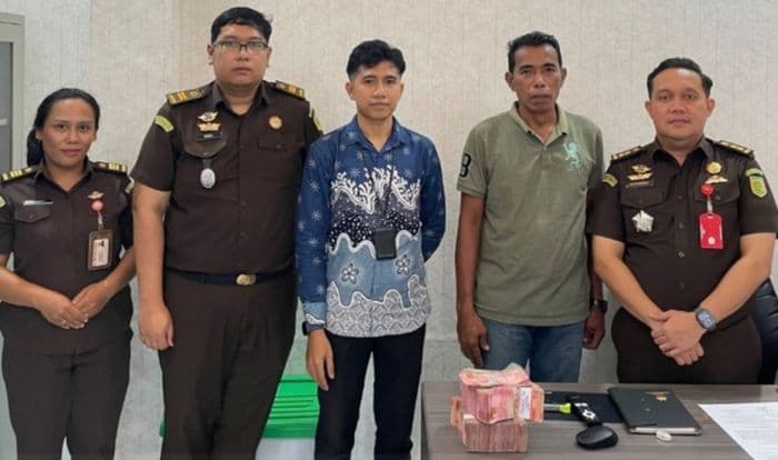 kejari_asahan_terima_pengembalian_kerugian_negara_rp182_juta_dalam_dugaan_korupsi_dana_desa_