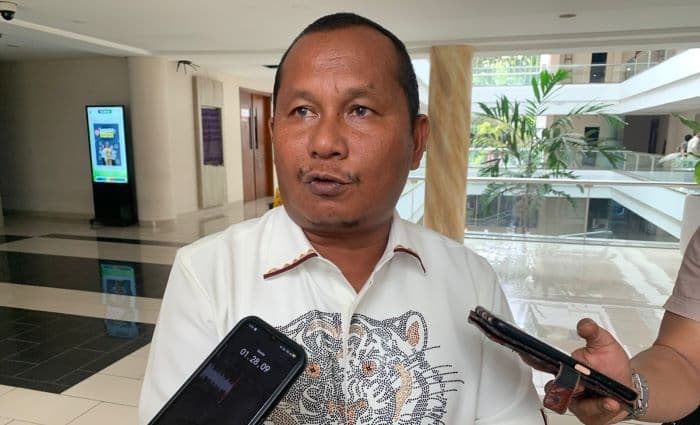 dewan_minta_pemprov_sumut_evaluasi_rapbd_2026_di_seluruh_kabupatenkota