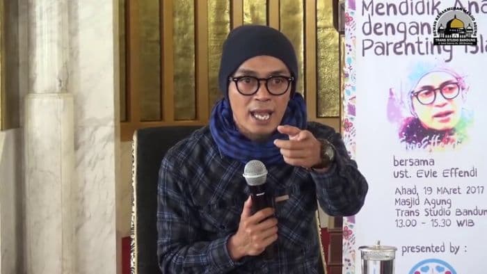 fakta_baru_kasus_evie_efendi_dugaan_pemukulan_hingga_penetapan_tersangka