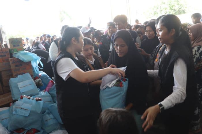 kapolres_langkat_sarankan_1000_paket_bantuan_setkab_ri_disalurkan_ke_tanjungpura