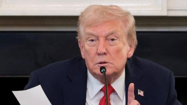 trump_berencana_perluas_larangan_masuk_ke_amerika_serikat_jadi_32_negara