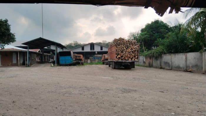 tak_ada_plang_pabrik_kayu_di_sergai_diduga_beraktivitas_tanpa_izin