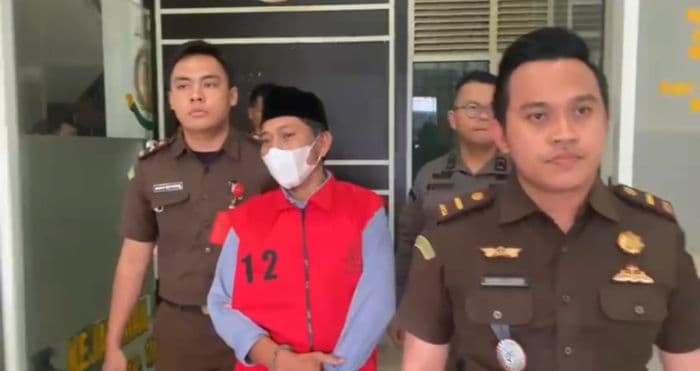 kejari_dairi_tetapkan_ah_sebagai_tersangka_korupsi_keuangan_desa_rp580_juta_