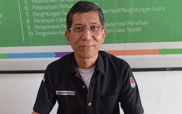randis_komisioner_dan_sekretaris_kpu_siantar_ditarik_meski_masih_menjabat
