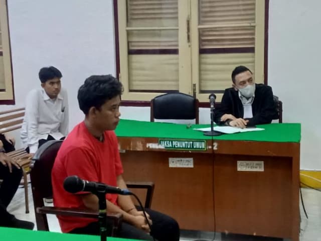 pegawai_loket_paradep_divonis_20_tahun_kasus_pabrik_ekstasi_rumahan_di_medan_