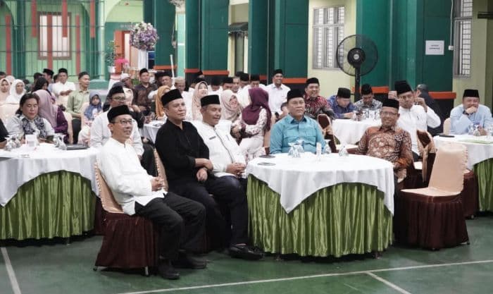 kemenag_sumut_salurkan_paket_ramadan_kepada_anak_yatim_dari_zakat_profesi_asn_
