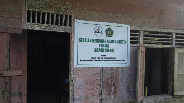 oknum_kasek_sma_kristen_laraga_roiroi_diduga_pungli_dana_pip
