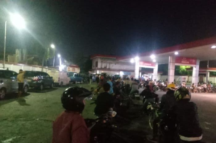 tiga_hari_terakhir_antrean_panjang_terjadi_di_spbu_tebing_tinggi
