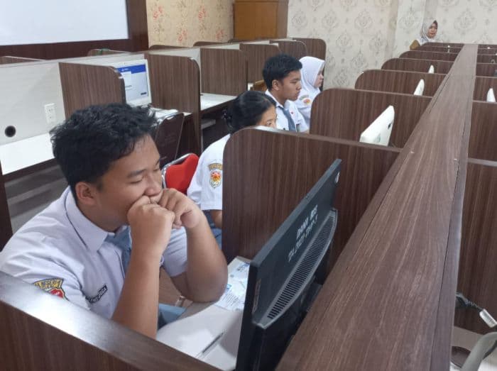pjj_untuk_wilayah_3t_dinilai_solutif_terkendala_infrastruktur_dan_sdm