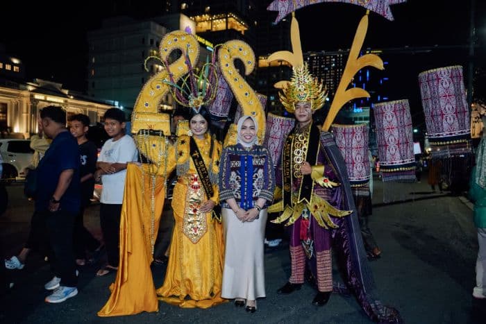 labuhanbatu_tampilkan_keberagaman_budaya_di_colorful_medan_carnival