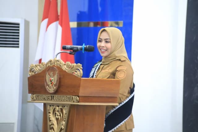 dukung_wajib_belajar_13_tahun_pemkab_labuhanbatu_gontorkan_5000_beasiswa_paud_