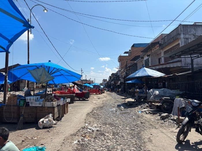 pasca_kebakaran_pasar_dwikora_pedagang_jalan_mufakat_diduga_jadi_sasaran_pungli_berkedok_setoran_instansi